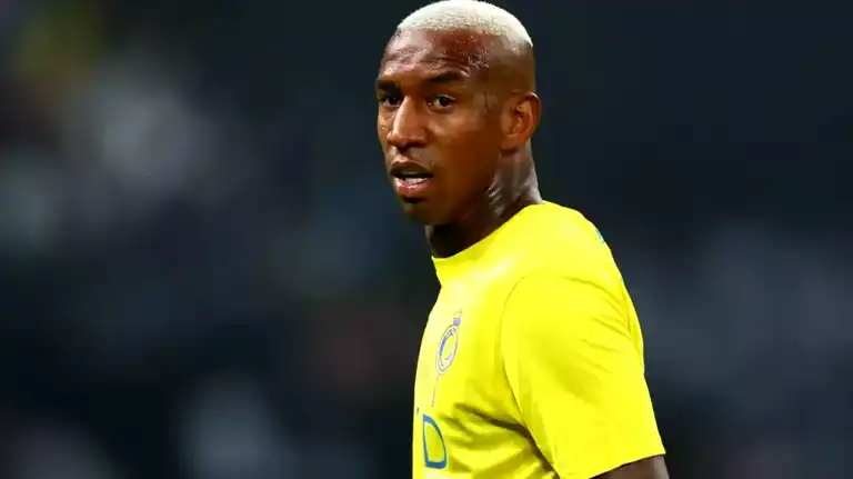 Talisca'nın Menajeri Galatasaray Kampında!