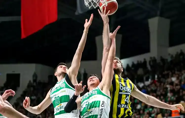 Fenerbahçe, Bursaspor'u Uzatmada Yendi!