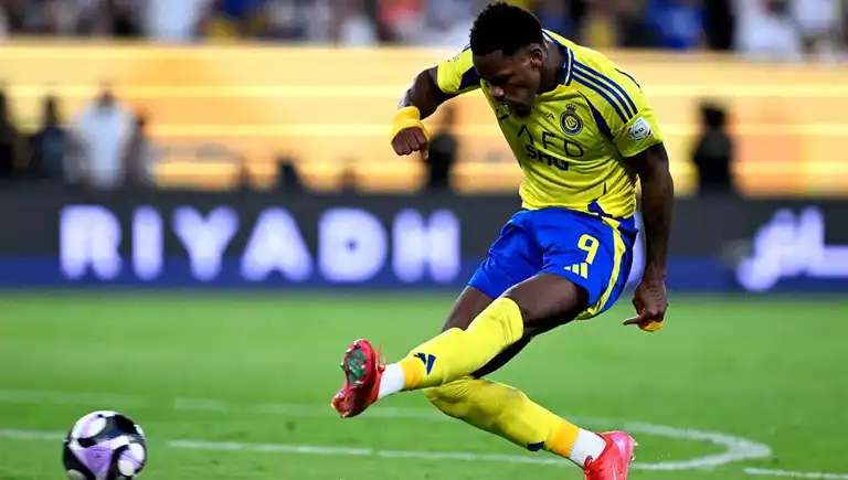 Fenerbahçe, Jhon Duran'ı Gözüne Kestirdi!
