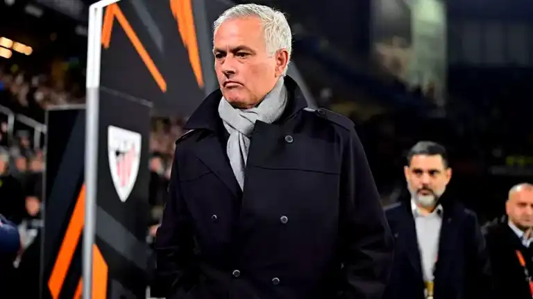 Fenerbahçe'de Mourinho İsyanı! 7 Oyuncu Şikayetçi