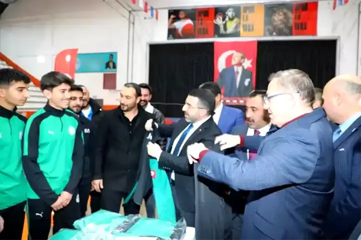 Kars'ta Amatör Spor Kulüplerine Destek